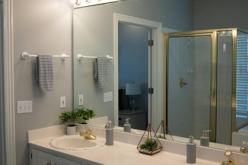 Hébergement de vacances Walking Distance To Coler Mtn Bike - 3br 2ba